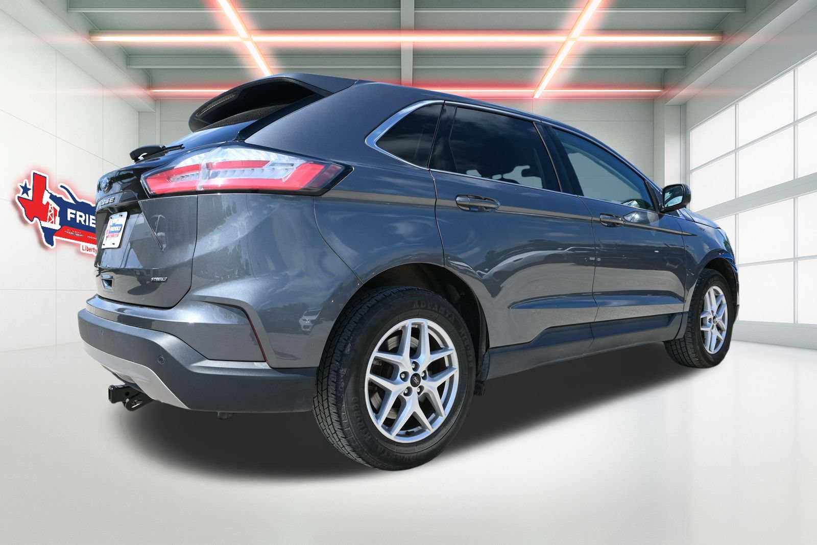 Used 2024 Ford Edge SEL AWD/4WD image 3