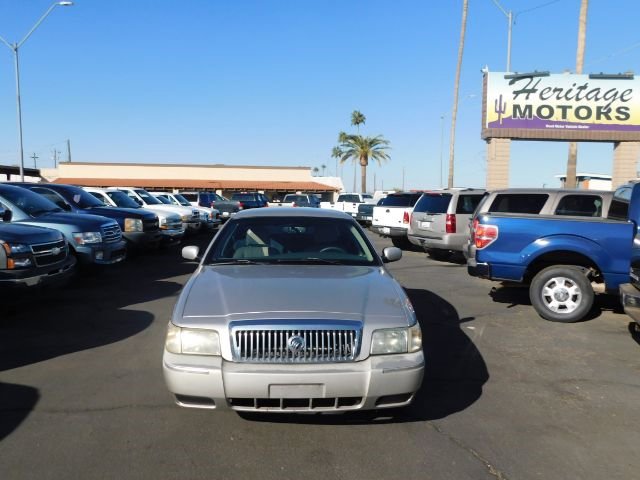 Used 2010 Mercury Grand Marquis LS image 2