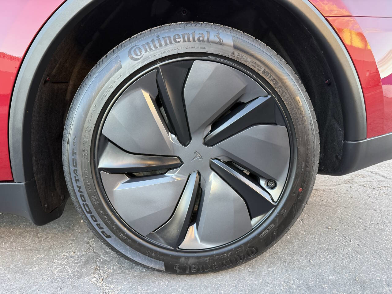 Used 2026 Tesla Model Y Long Range image 36