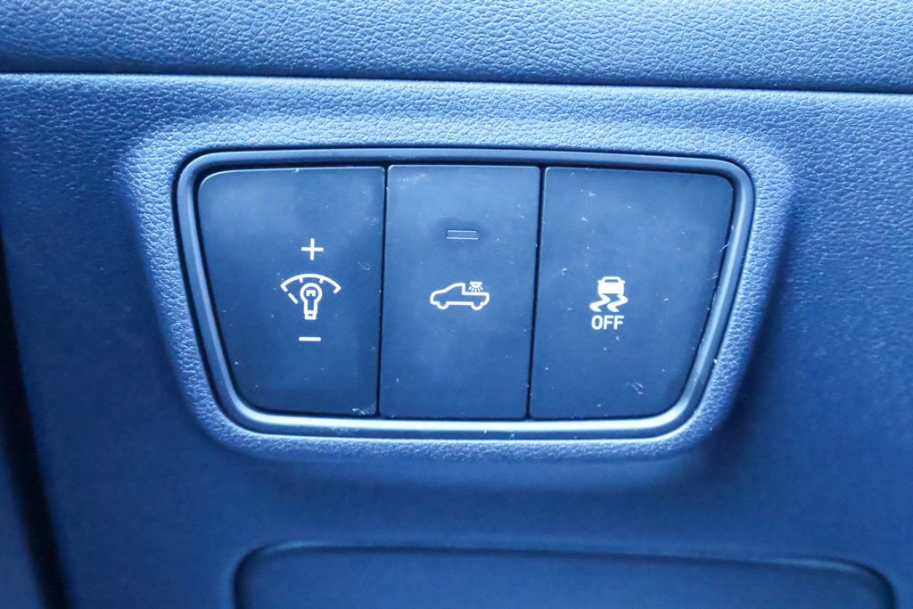 Certified 2024 Hyundai Santa Cruz Night image 18