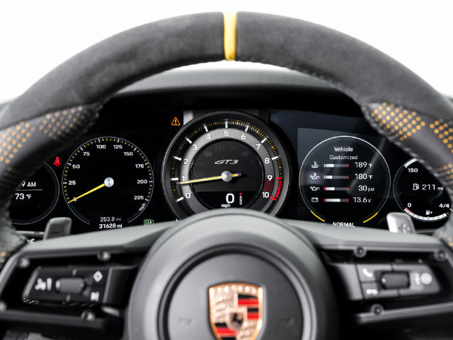 Used 2022 Porsche 911 GT3 RWD image 17