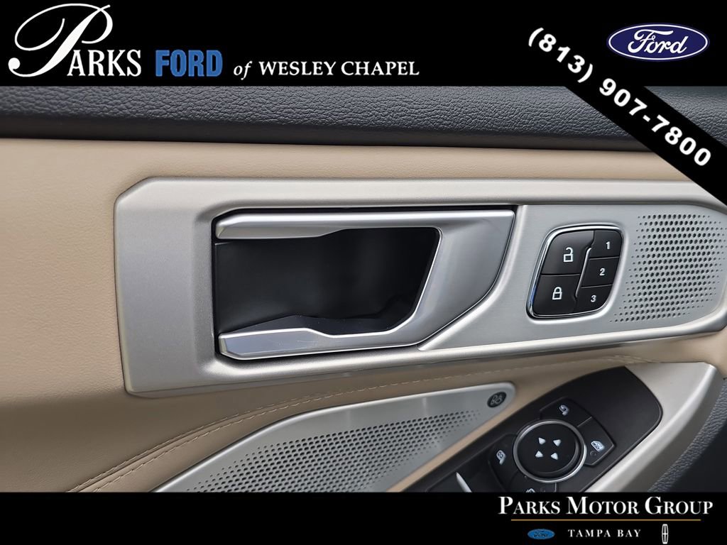 Certified 2023 Ford Explorer Limited w/ Limited Technology Package image 18