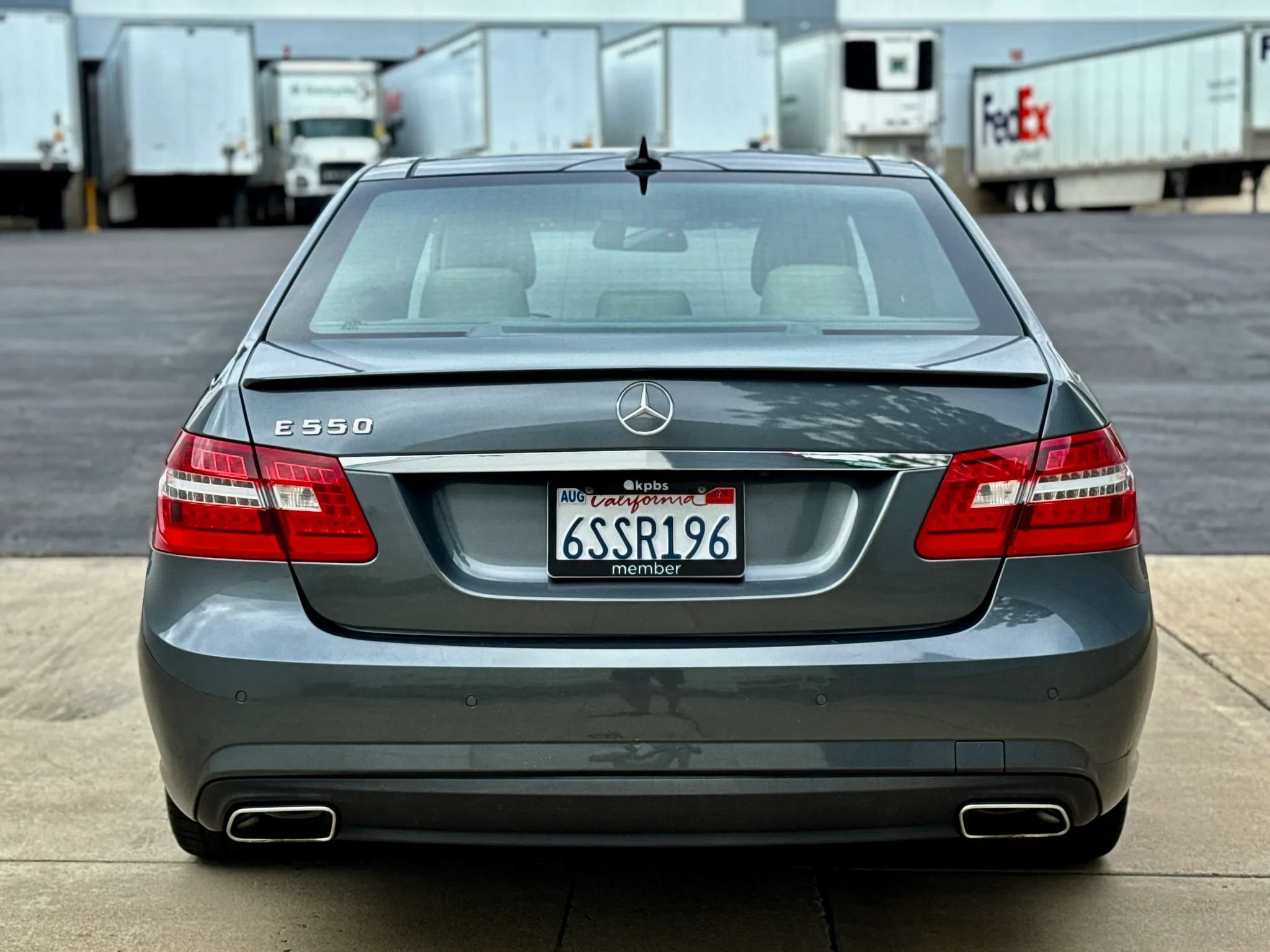 Used 2011 Mercedes-Benz E 550 Sedan image 6