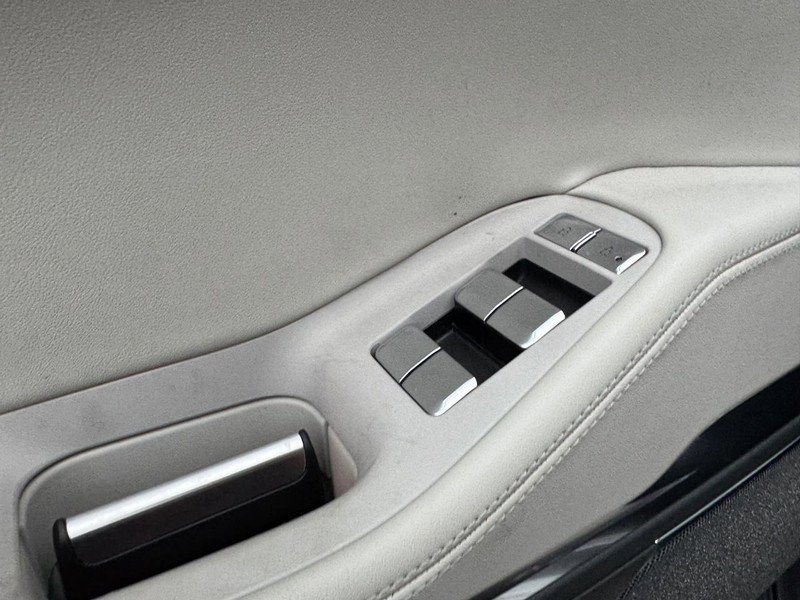 New 2025 Lincoln Navigator Reserve image 19