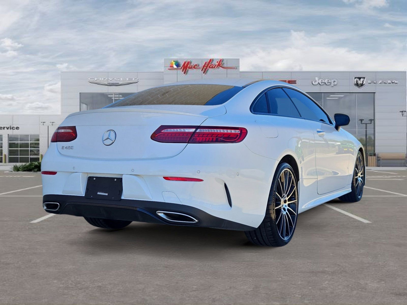 Used 2023 Mercedes-Benz E 450 Coupe image 5