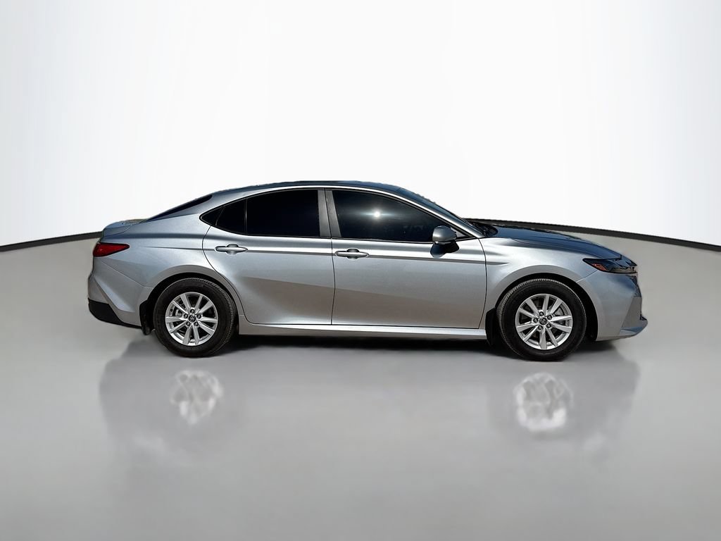 Used 2025 Toyota Camry LE w/ Convenience Package FWD image 8