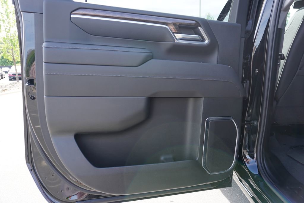 Used 2025 Chevrolet Silverado 2500 LT w/ All Star Edition image 35