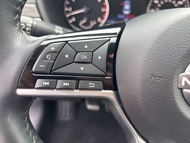 Used 2024 Nissan Altima 2.5 SL AWD/4WD image 17