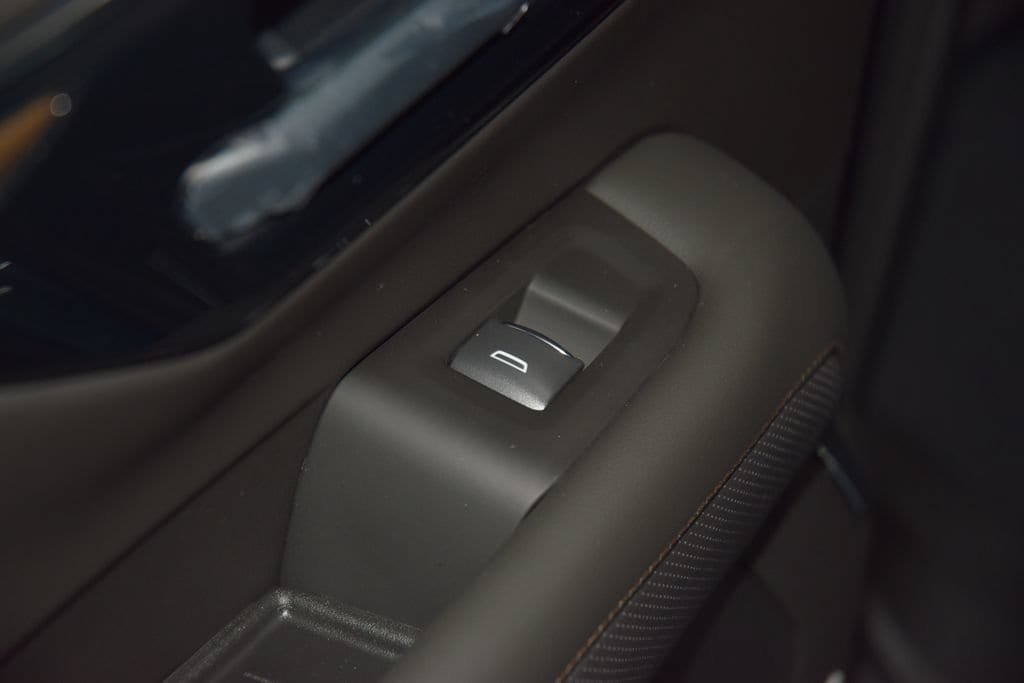 New 2026 Chevrolet Suburban High Country AWD/4WD image 46