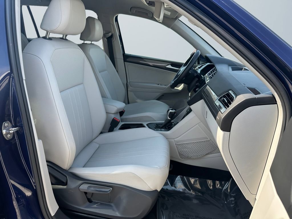 Used 2022 Volkswagen Tiguan SE image 15