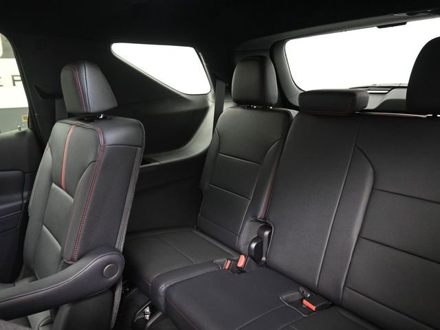 New 2026 Chevrolet Traverse RS image 9