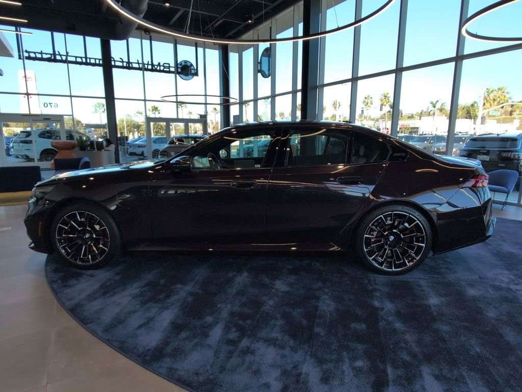 New 2026 BMW M5 w/ Carbon Package AWD/4WD image 5