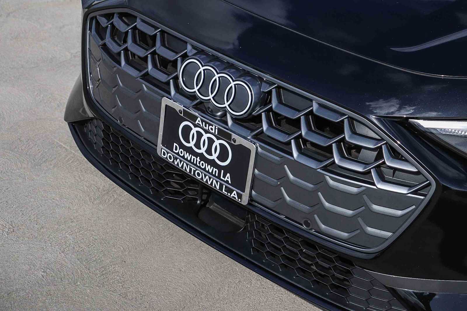 Used 2025 Audi A5 2.0T Premium w/ Convenience Package AWD/4WD image 8