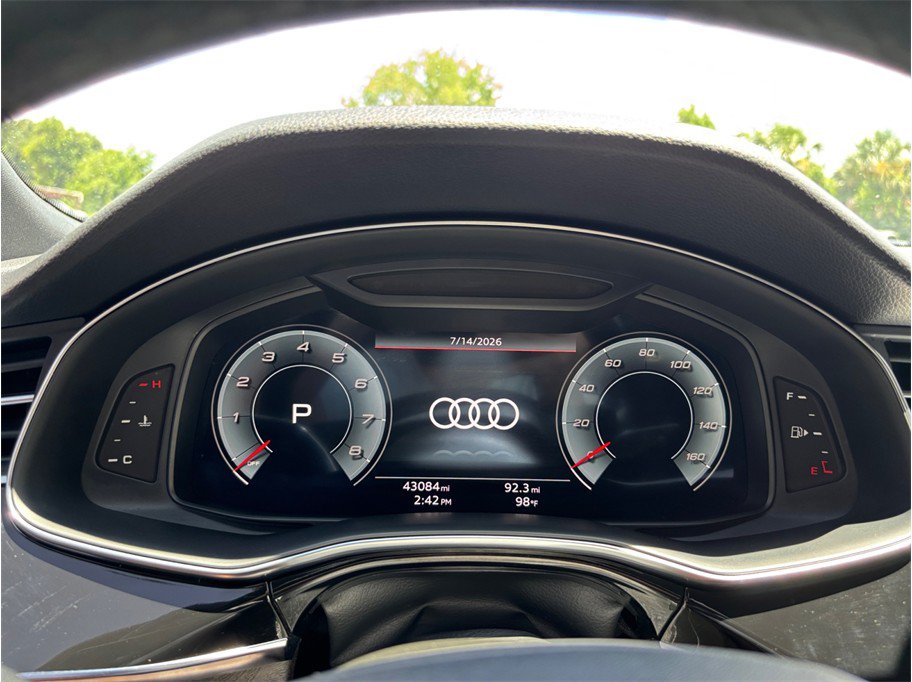 Used 2021 Audi Q7 3.0T Premium w/ Convenience Package AWD/4WD image 24