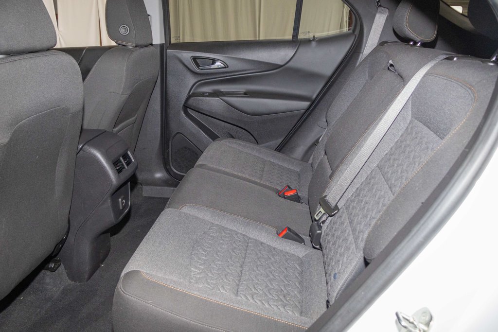 Used 2023 Chevrolet Equinox LT AWD/4WD image 12