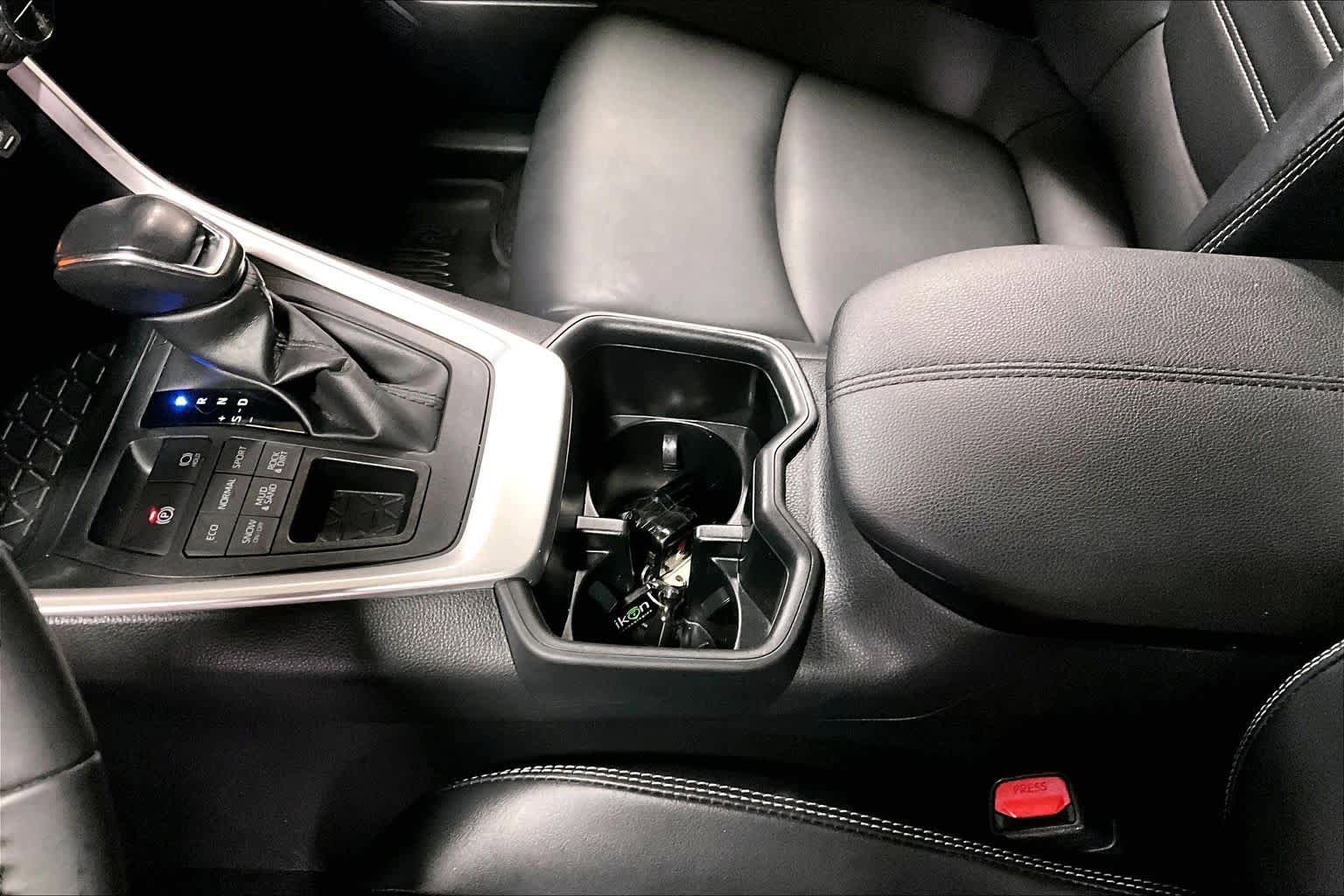 Certified 2023 Toyota RAV4 XLE Premium image 16