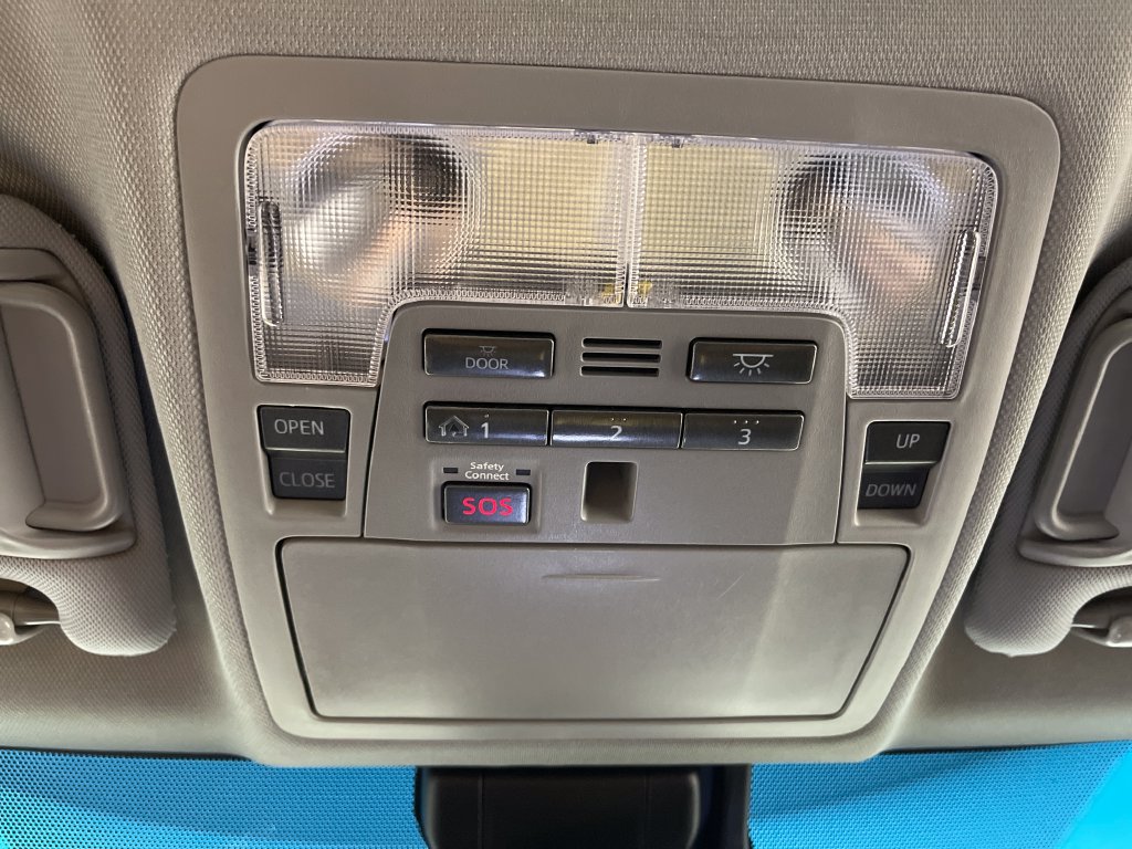 Used 2016 Toyota Camry XLE w/ Moonroof Package FWD image 29