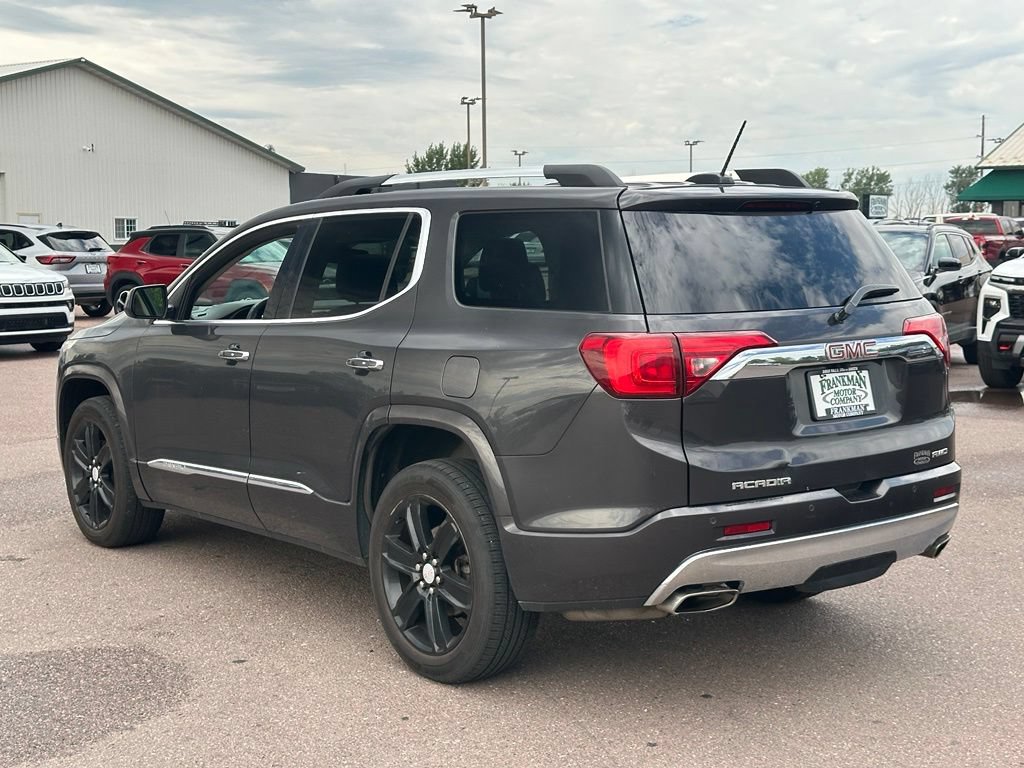 Used 2017 GMC Acadia Denali w/ Technology Package AWD/4WD image 5