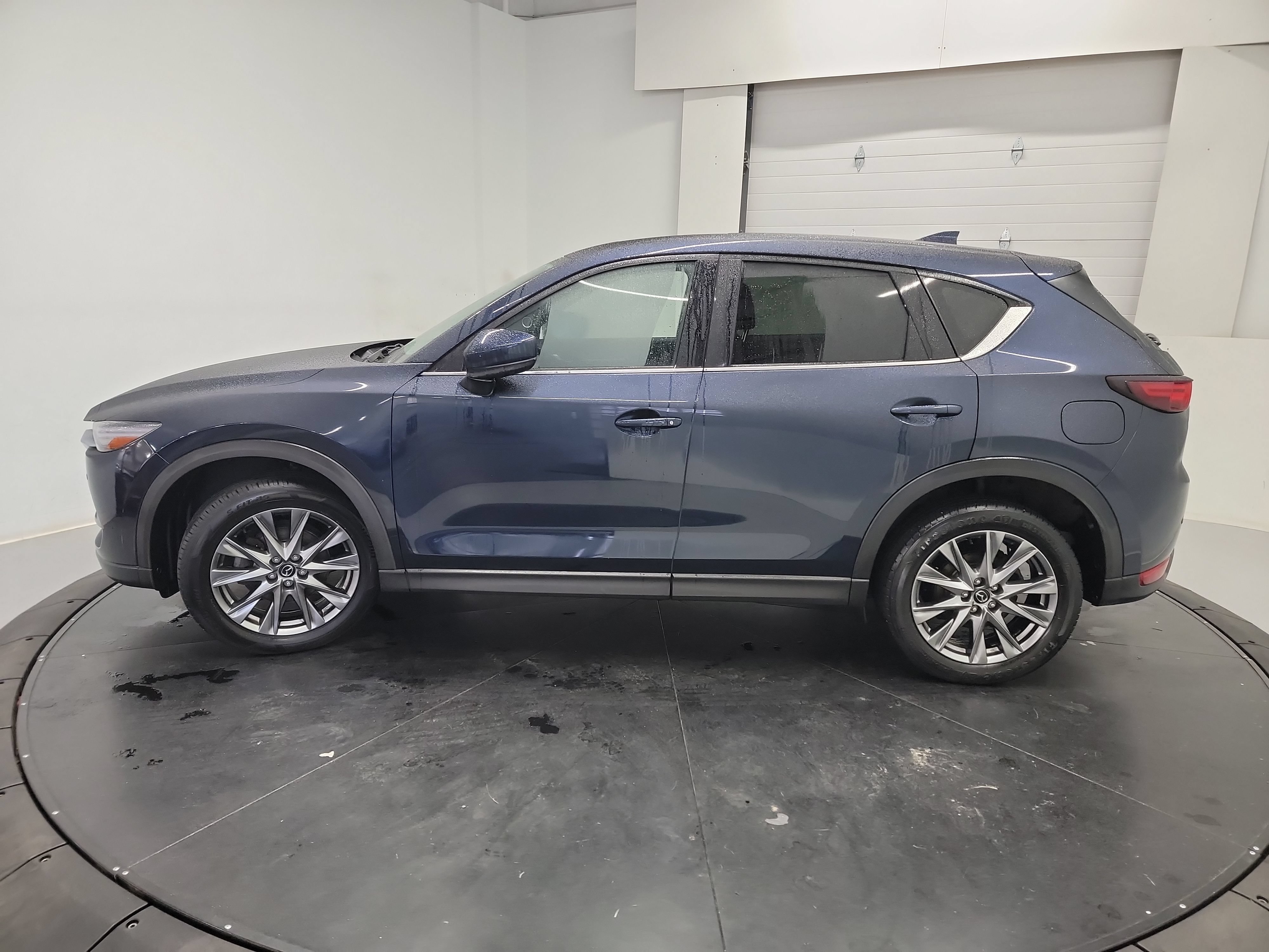 Used 2021 MAZDA CX-5 Signature AWD/4WD image 4