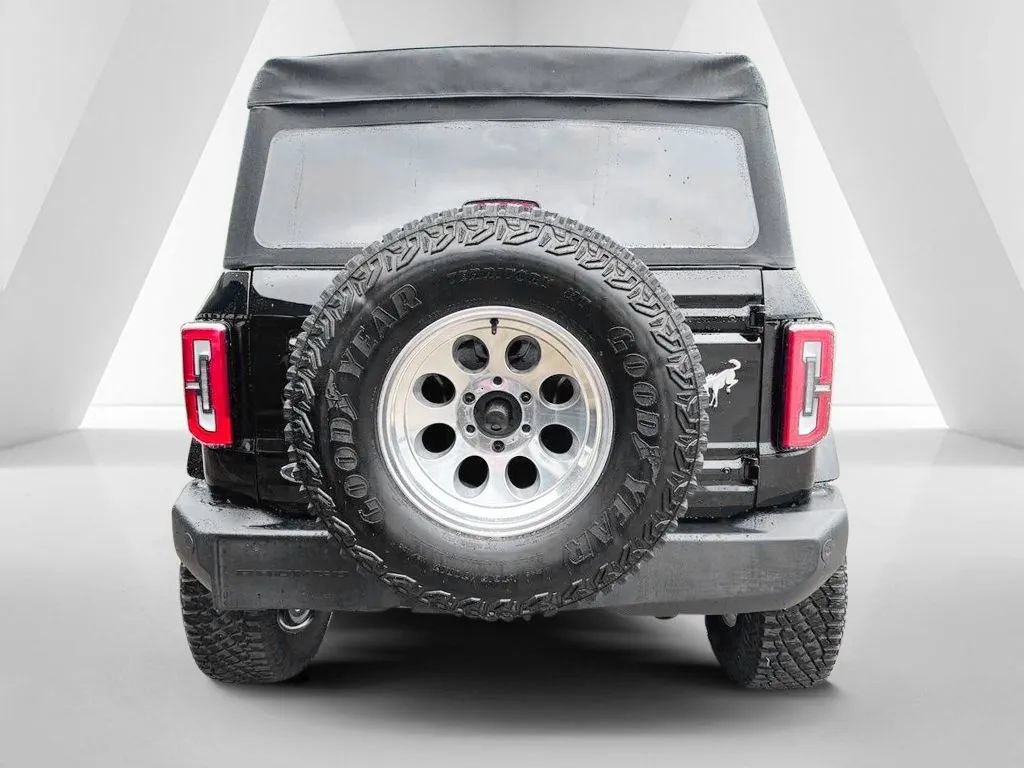 Used 2025 Ford Bronco Outer Banks AWD/4WD image 6