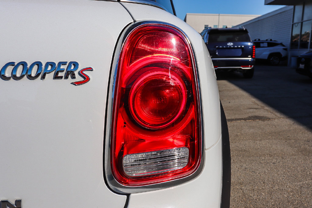 Used 2018 MINI Cooper Countryman S FWD image 9