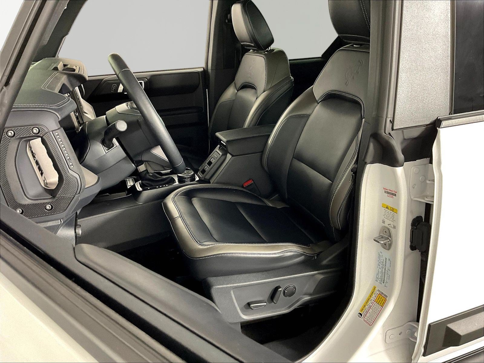 Used 2025 Ford Bronco Outer Banks AWD/4WD image 21