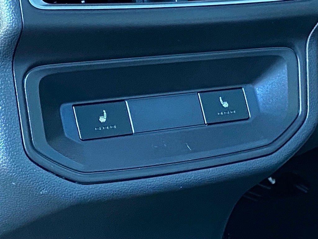 Certified 2025 Volkswagen Atlas Cross Sport SEL Premium R-Line image 22