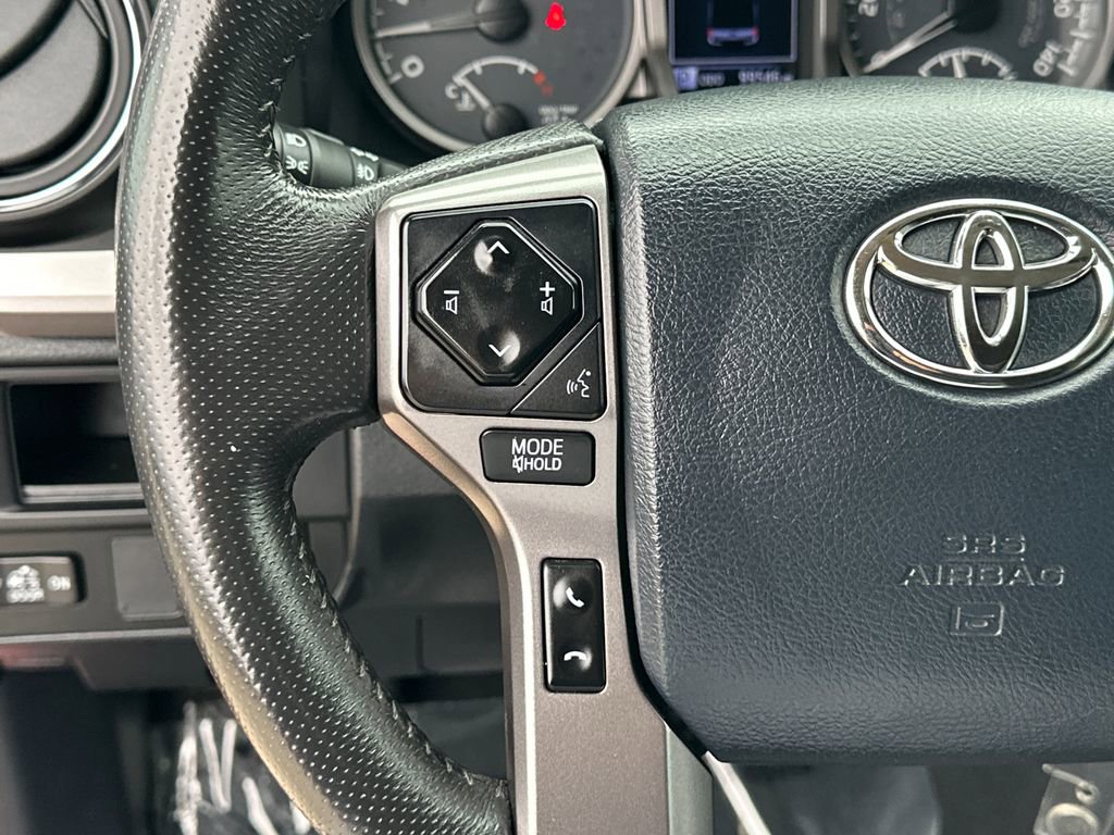 Used 2017 Toyota Tacoma SR5 w/ Tow Package image 20