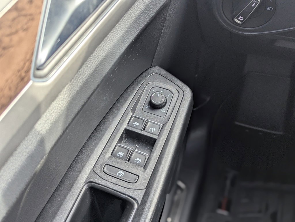 Used 2019 Volkswagen Atlas SEL Premium image 39