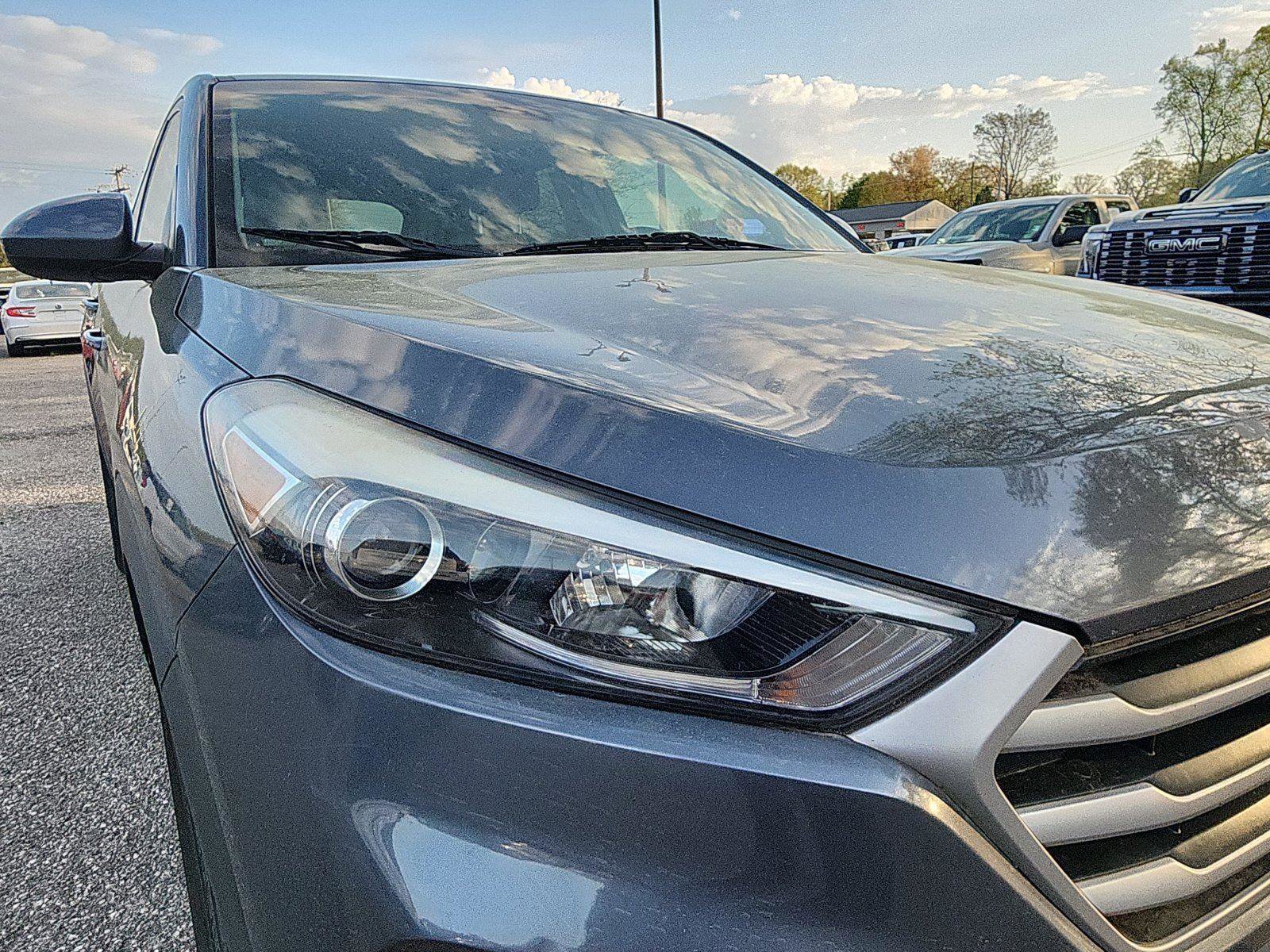 Used 2018 Hyundai Tucson SE image 9