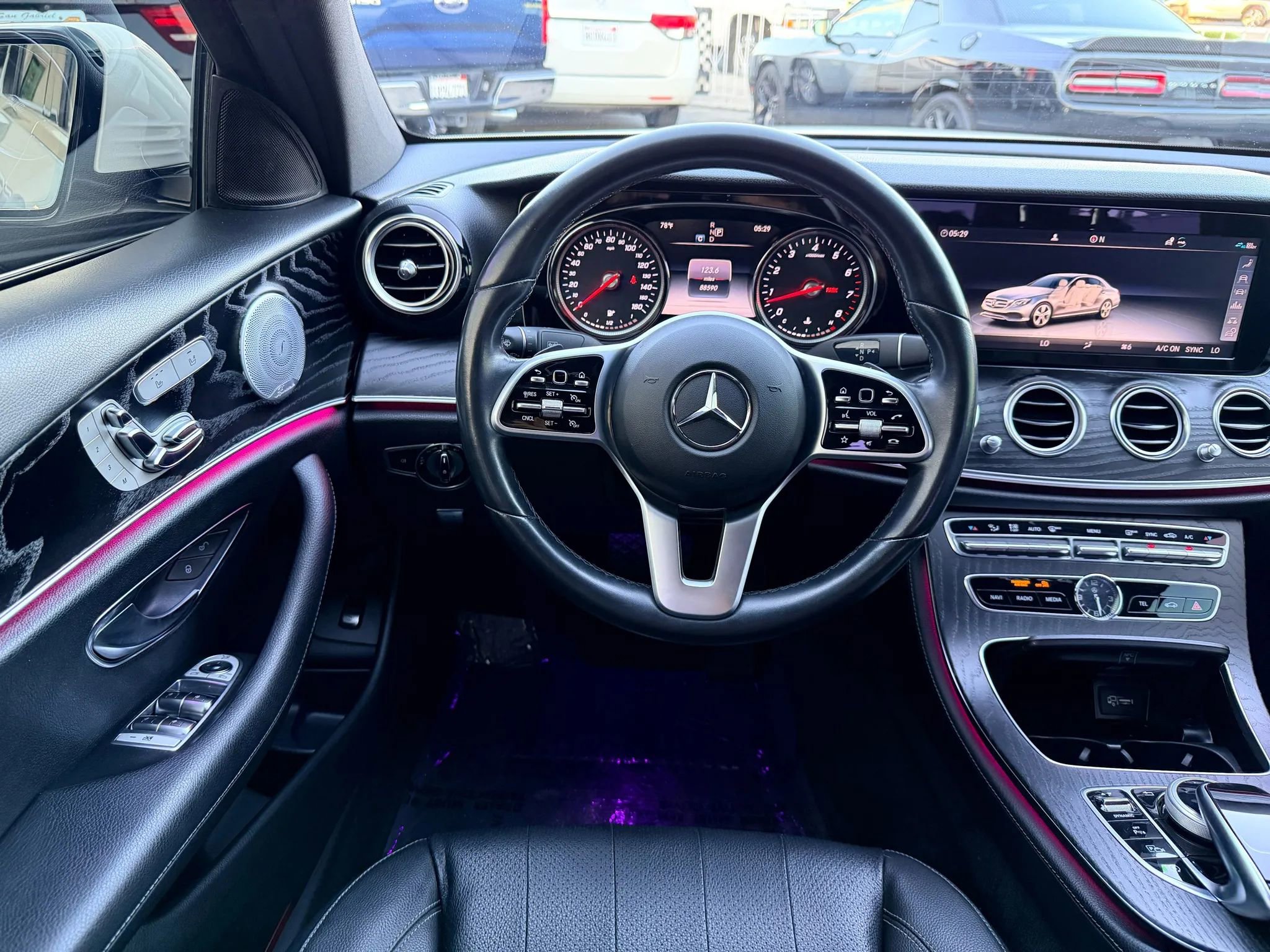Used 2019 Mercedes-Benz E 300 image 15