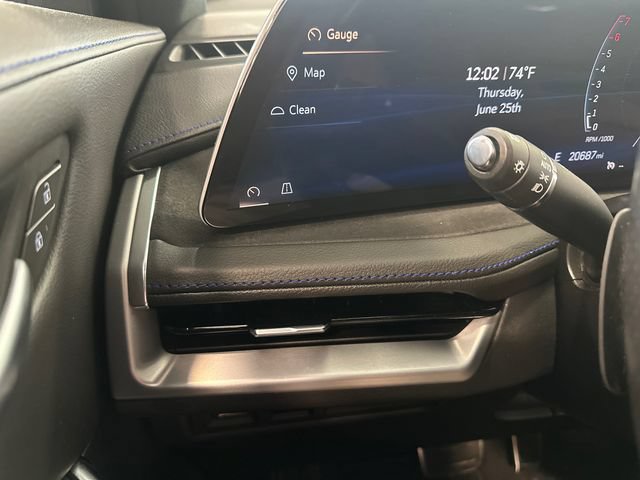 Certified 2024 Cadillac XT4 Sport AWD/4WD image 19