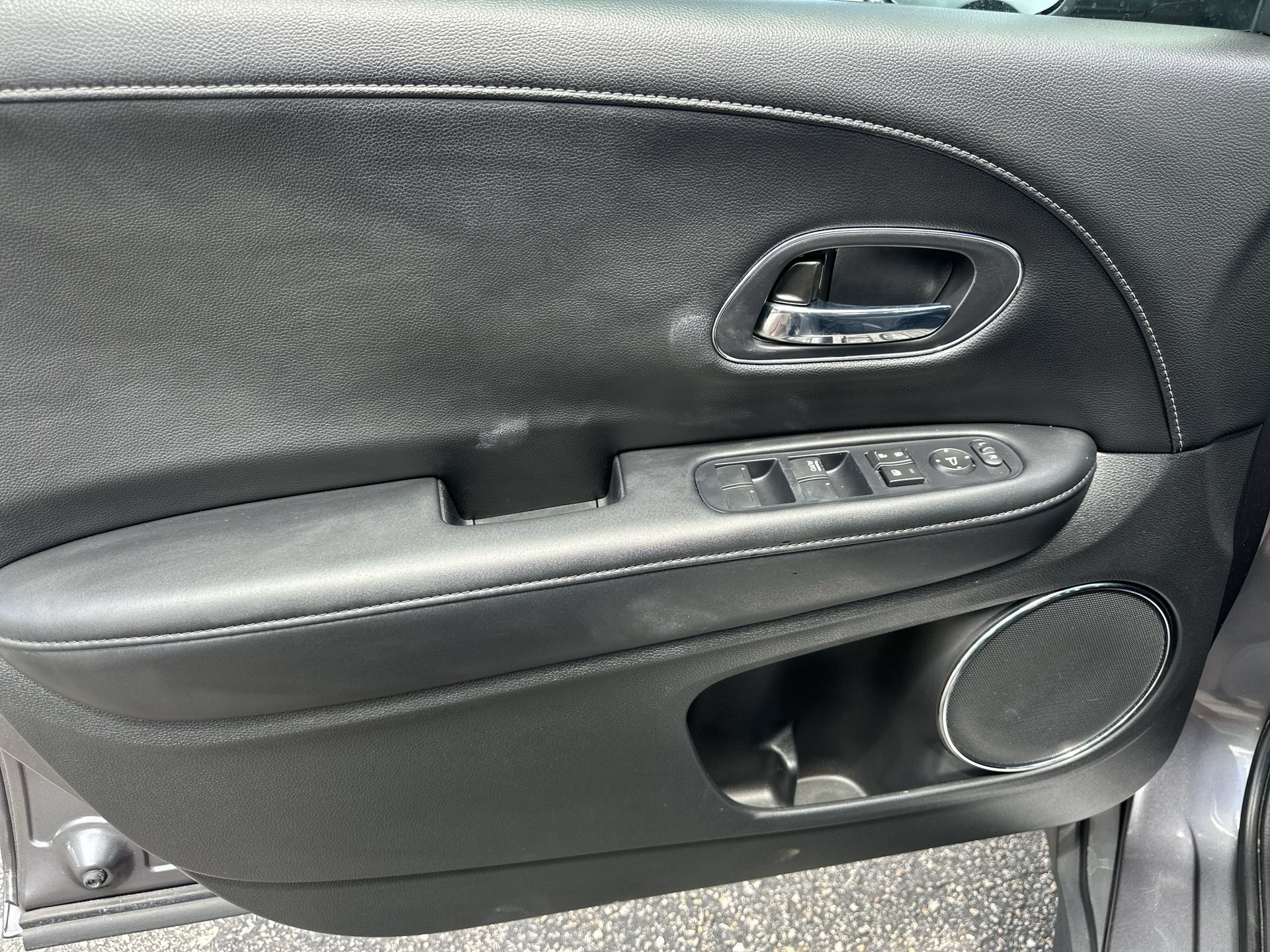 Used 2019 Honda HR-V EX-L image 19