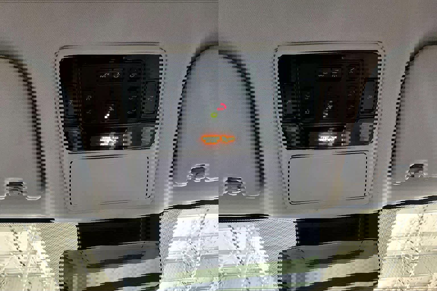 Used 2024 Toyota Grand Highlander Platinum image 33