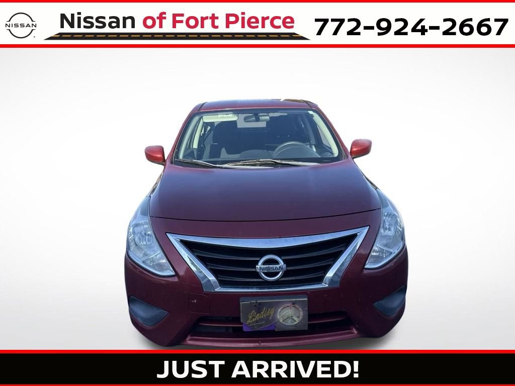 Used 2019 Nissan Versa SV FWD image 1