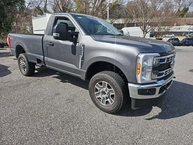 Used 2025 Ford F350 XLT w/ FX4 Off-Road Package image 5