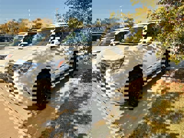 Used 2019 Lexus GX 460 Luxury image 4