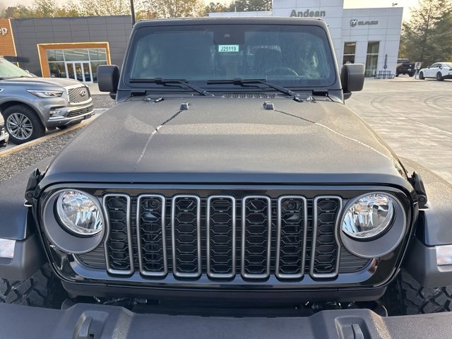 New 2025 Jeep Gladiator Sport image 14
