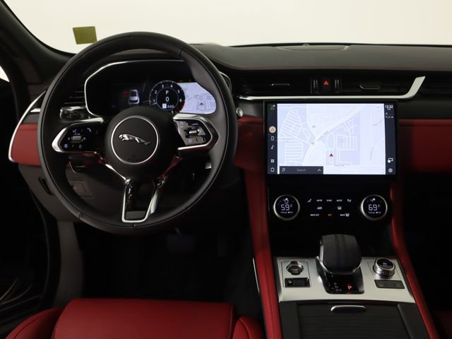 Used 2026 Jaguar F-PACE R-Dynamic S AWD/4WD image 21