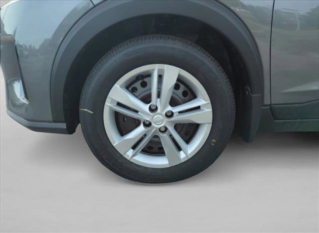 Used 2025 Nissan Kicks Play S image 10