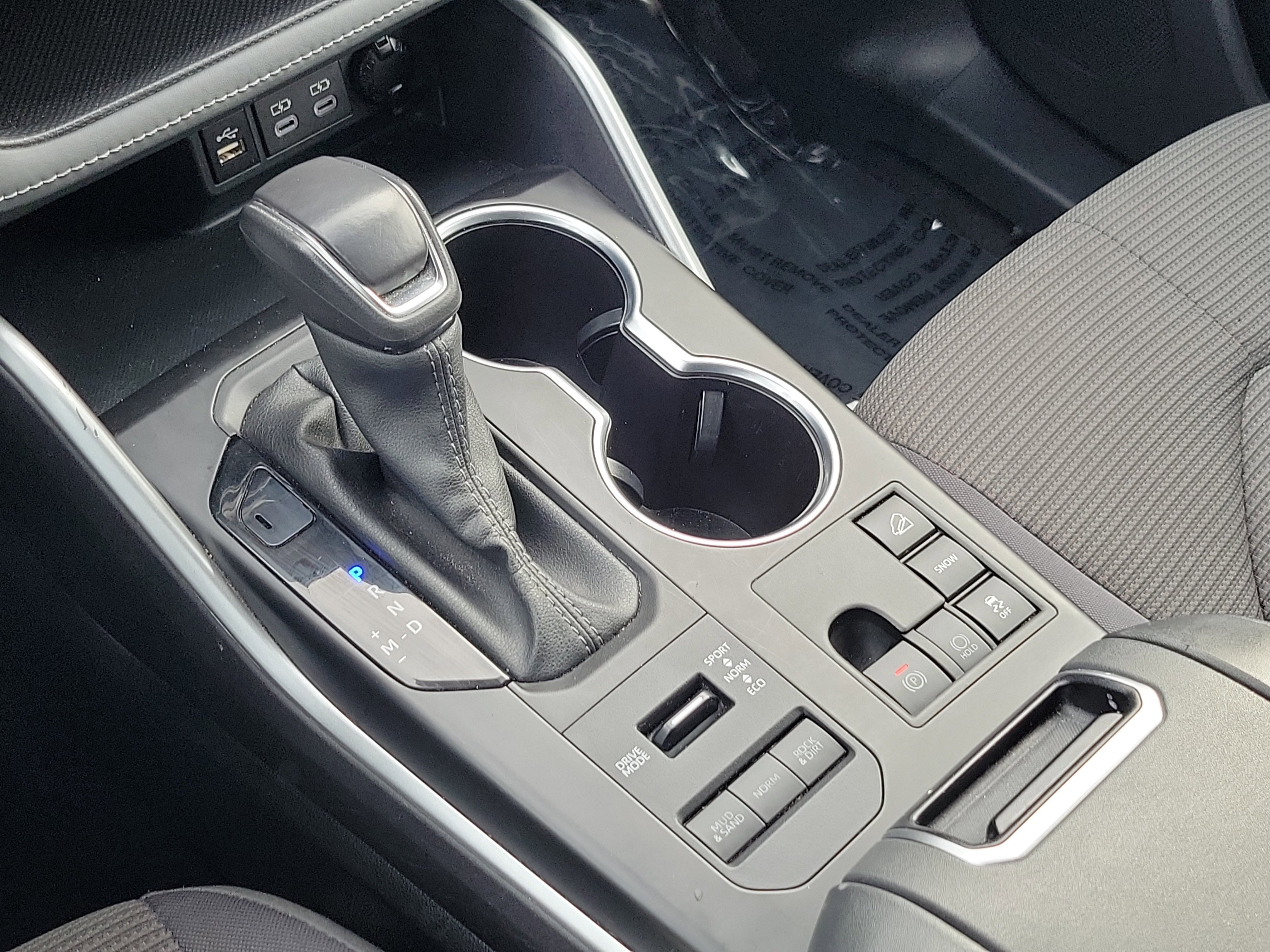 Certified 2024 Toyota Highlander LE image 32