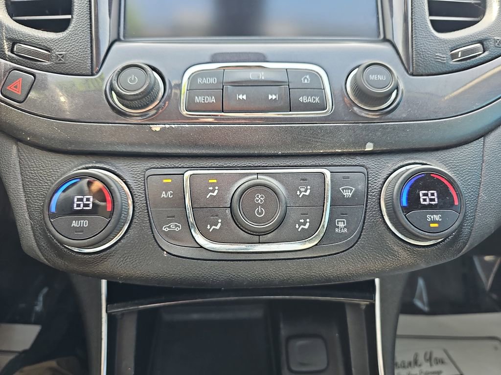 Used 2017 Chevrolet Impala LT image 26