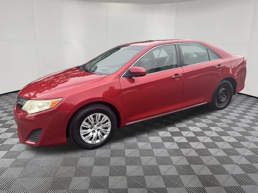 Used 2012 Toyota Camry LE FWD image 15