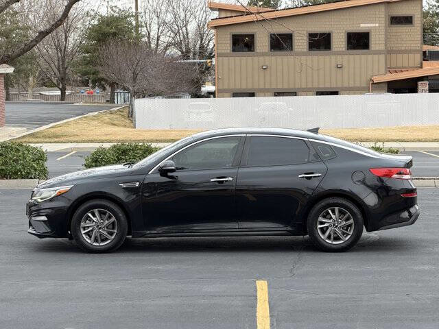 Used 2020 Kia Optima LX image 8