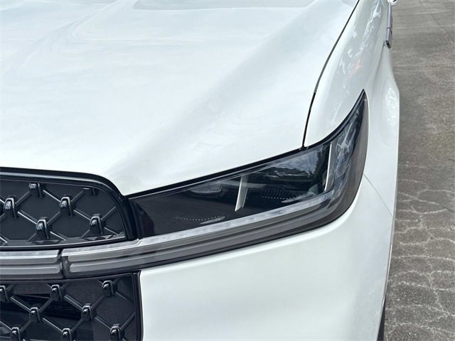 New 2025 Lincoln Navigator Reserve w/ Jet Appearance Package image 10