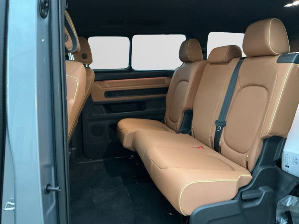 New 2025 Volkswagen ID. Buzz Pro S image 13