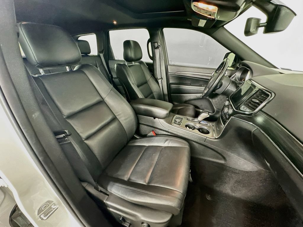 Used 2021 Jeep Grand Cherokee Limited AWD/4WD image 35