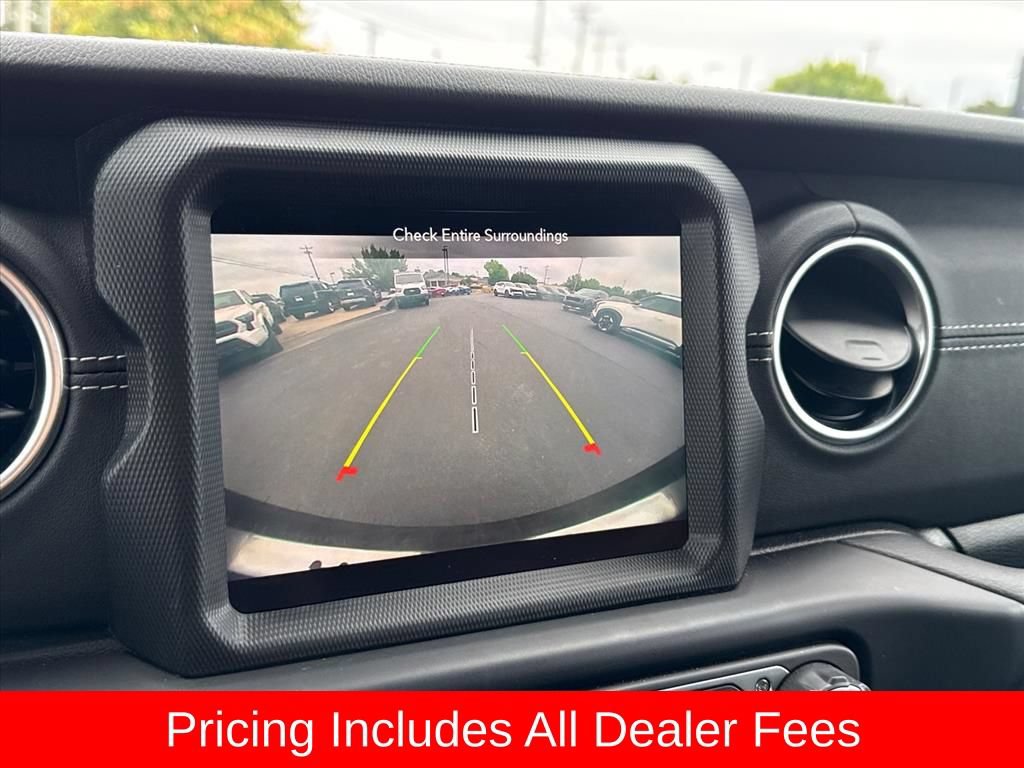 Used 2023 Jeep Wrangler Unlimited Sahara w/ Safety Group AWD/4WD image 20