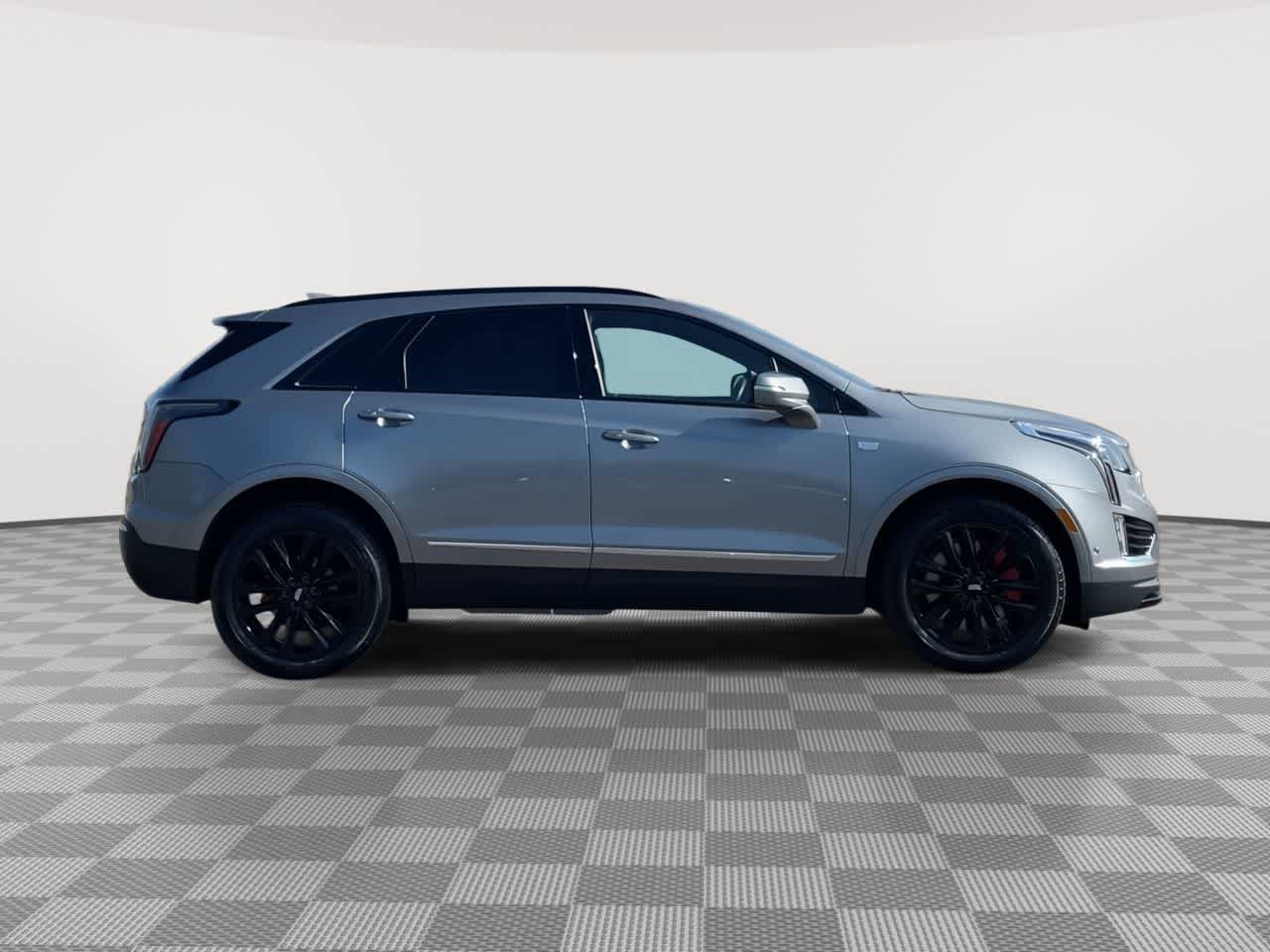 Used 2024 Cadillac XT5 Sportv w/ Technology Package AWD/4WD image 9