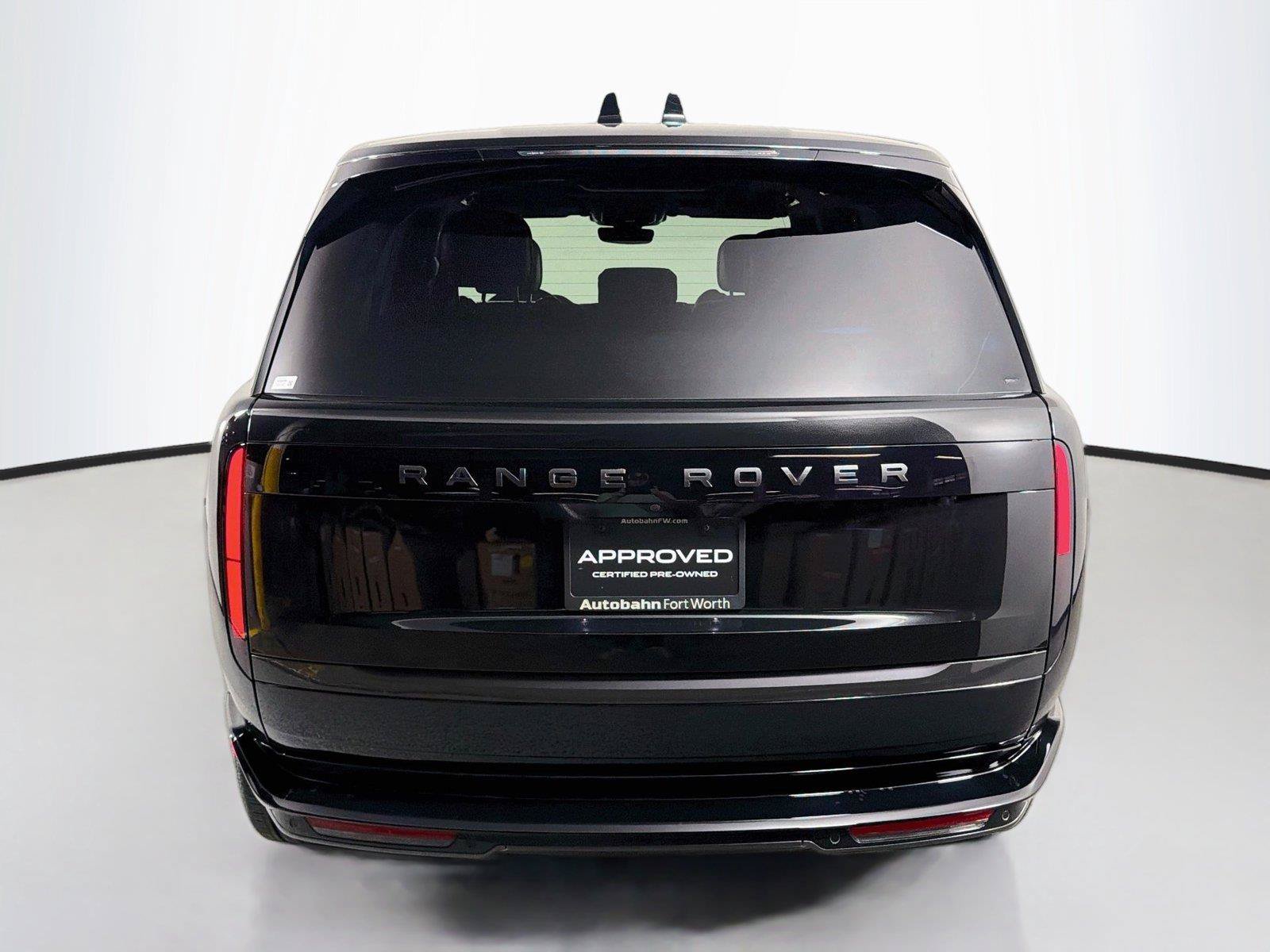 Certified 2025 Land Rover Range Rover SE AWD/4WD image 6